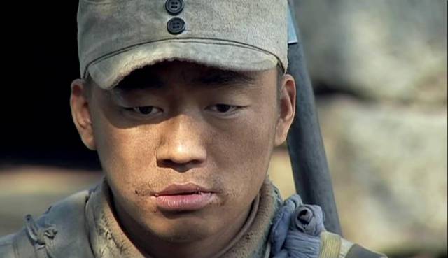 我的兄弟叫顺溜：顺溜出生时哭的比狼还凶，喝畜生奶长大