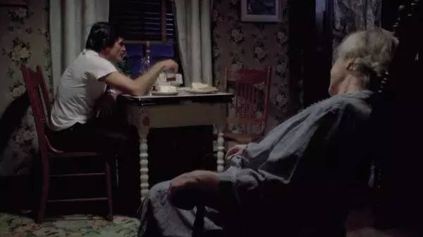 驱魔人电影 双线叙事 恐怖套路_驱魔人2txt全集下载